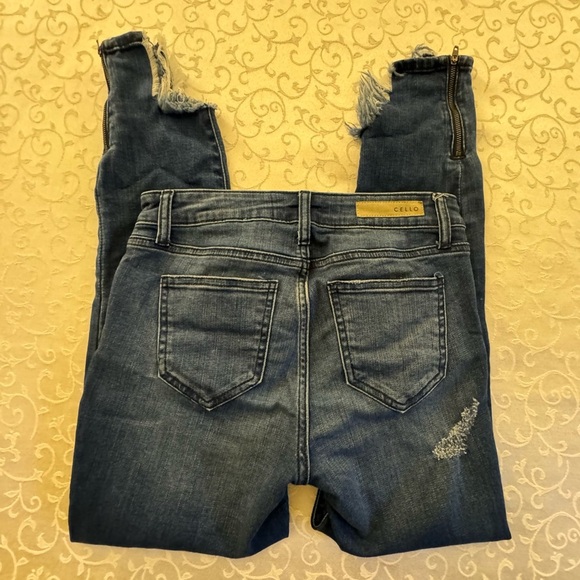 Cello Distressed High Rise Skinny Jeans With Ankle Zippers - Picture 11 of 16